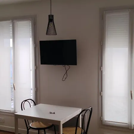 Moderno Al Centro Di - République