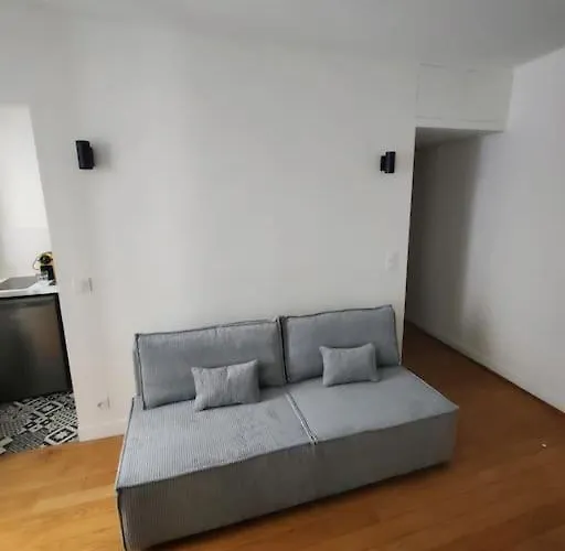 Moderno Al Centro Di - Republique Apartment *