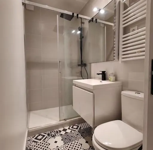 Apartment Moderno Al Centro Di - Republique *