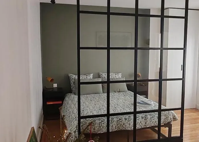 Moderno Al Centro Di - Republique * Paris